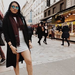 Meet your Posher, Ana